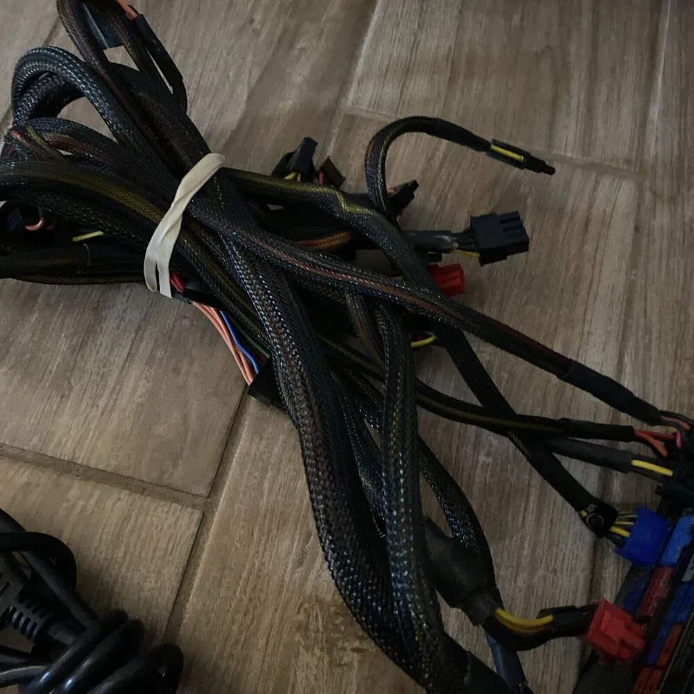 Xclio GREAT POWER 1200W POWER SUPPLY 100-240V (Tested)